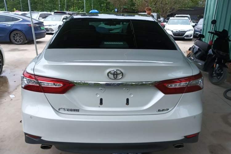 Used Toyota Camry 2019 2.5G Luxury Edition China VI Standard Rear