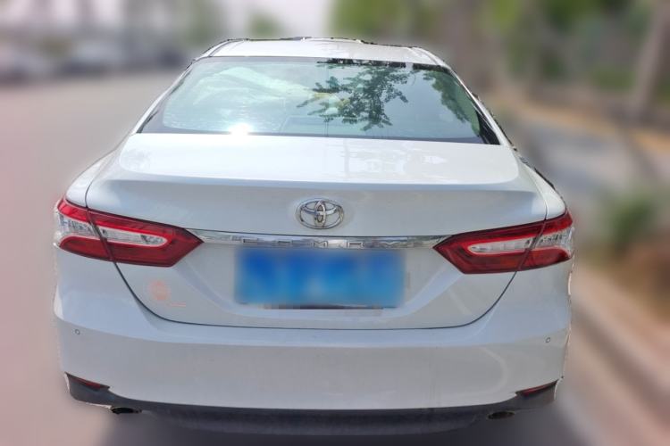 Used Toyota Camry 2019 Revised Version 2.0G Luxury Edition Rear