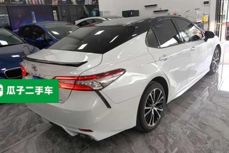 Used Toyota Camry 2019 Revised Version 2.0S Fēngshàng Edition Rear Right 45 Deg