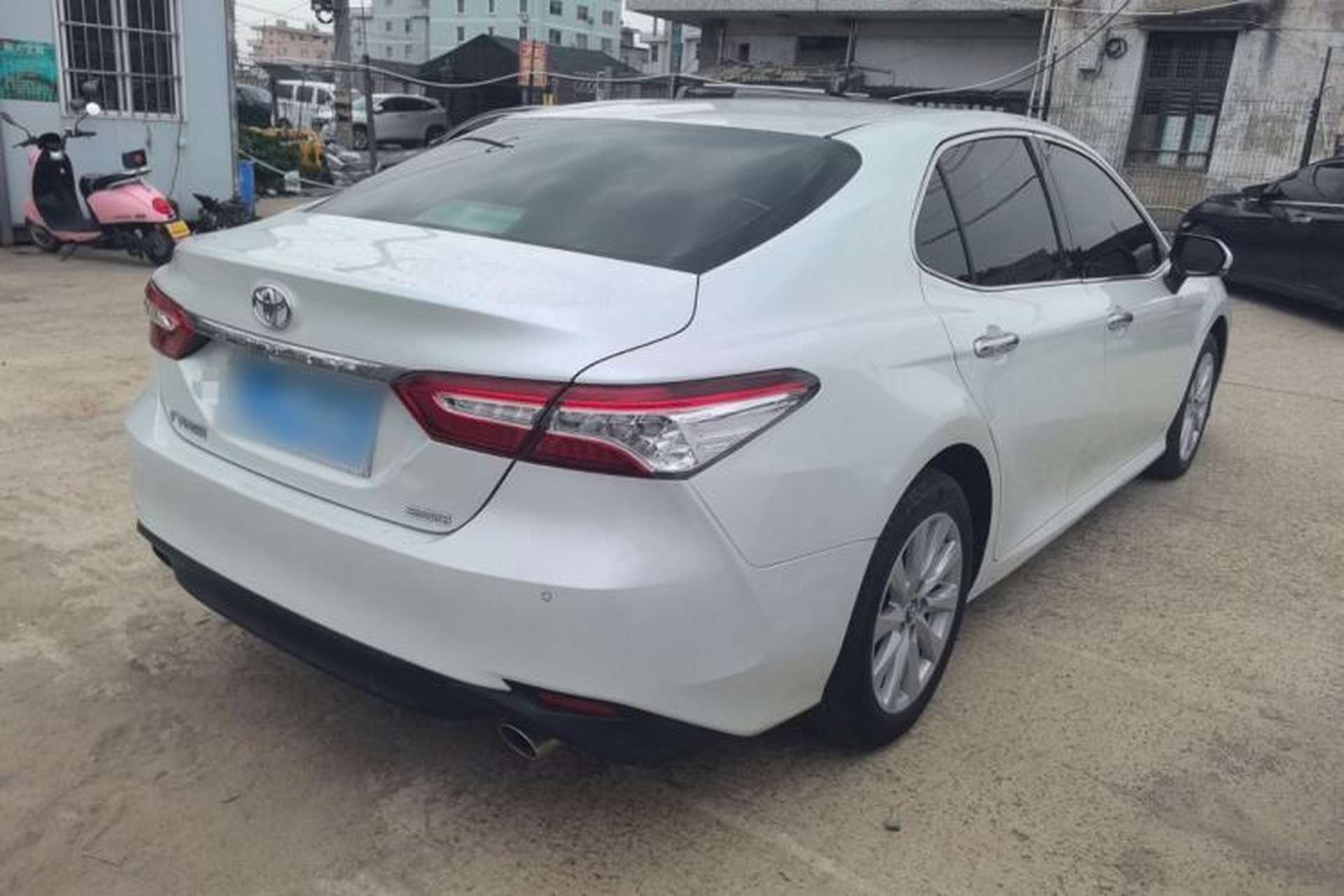Used Toyota Camry 2019 2.0G Luxury Edition China VI Standard Rear Right 45 Deg