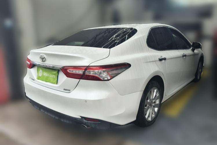 Used Toyota Camry 2019 Revised Version 2.0G Luxury Edition Rear Right 45 Deg