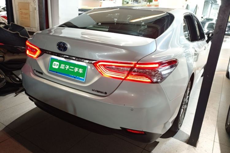Used Toyota Camry 2019 Dual-Engine 2.5 HG Luxury Edition China VI Standard Rear Right 45 Deg