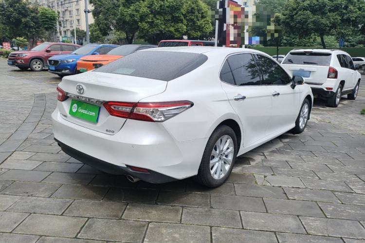 Used Toyota Camry 2019 2.0G Luxury Edition China VI Standard Rear Right 45 Deg