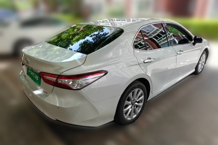 Used Toyota Camry 2019 Revised Version 2.0G Luxury Edition Rear Right 45 Deg