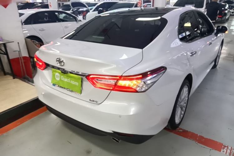Used Toyota Camry 2019 2.5G Luxury Edition China VI Standard Rear Right 45 Deg