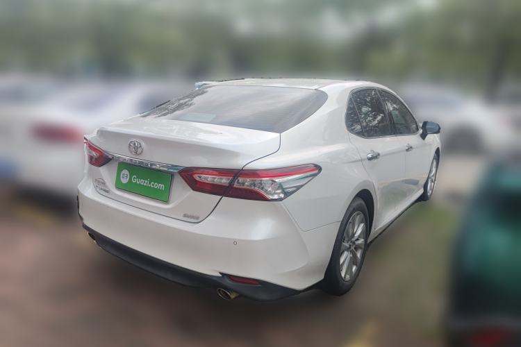 Used Toyota Camry 2019 2.0G Luxury Edition China VI Standard Rear Right 45 Deg