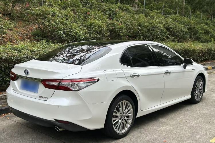 Used Toyota Camry 2019 Dual-Engine 2.5 HG Luxury Edition China VI Standard Rear Right 45 Deg
