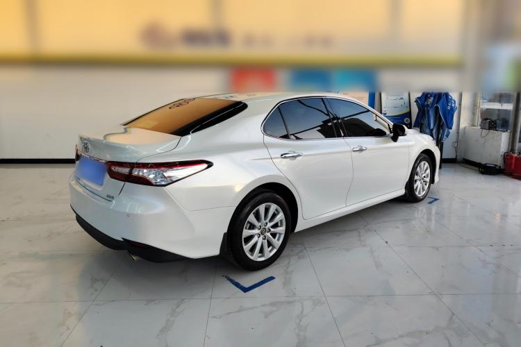 Used Toyota Camry 2019 Revised Version 2.0G Luxury Edition Rear Right 45 Deg