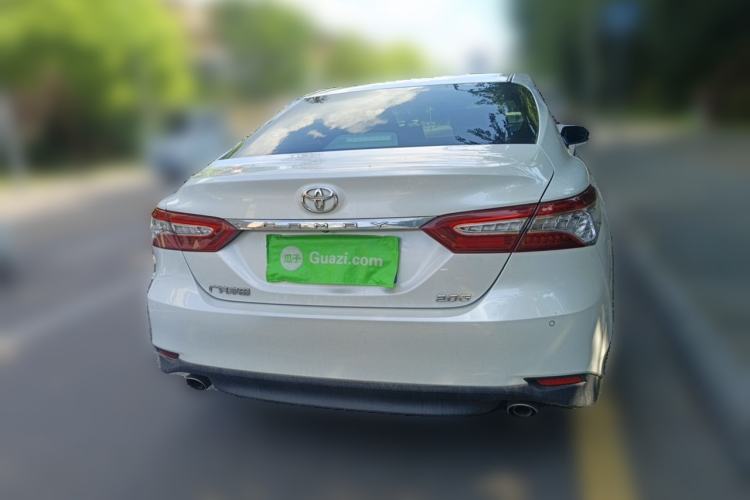 Used Toyota Camry 2019 2.0G Luxury Edition China VI Standard Rear