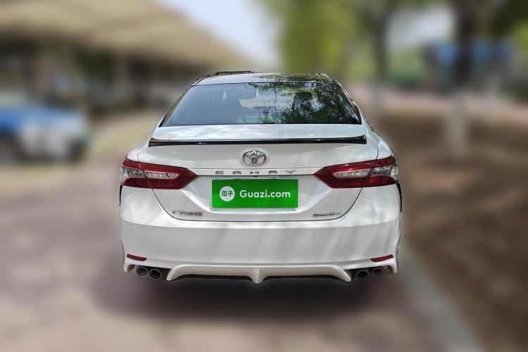 Used Toyota Camry 2019 2.0S FENGSHANG Version China V Standard Rear