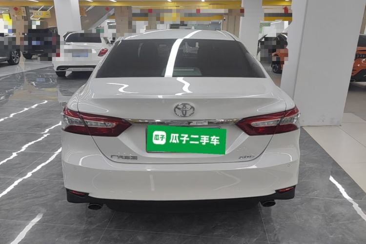 Used Toyota Camry 2019 Revised Version 2.0G Luxury Edition Rear