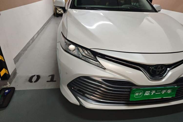 Used Toyota Camry 2019 2.5G Luxury Edition China VI Standard Right Front Headlight