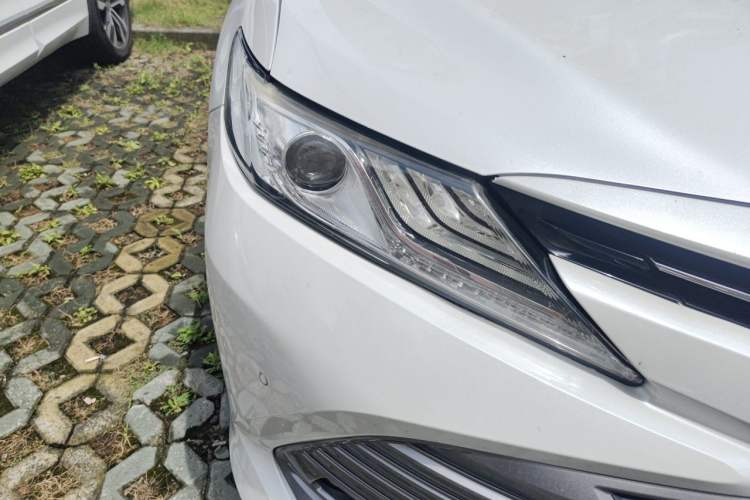 Used Toyota Camry 2019 2.5G Luxury Edition China V Standard Right Front Headlight