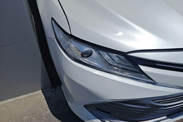 Used Toyota Camry 2019 2.5G Luxury Edition China V Standard Right Front Headlight