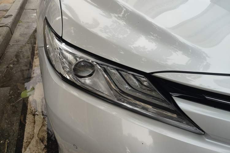 Used Toyota Camry 2019 2.5G Luxury Edition China VI Standard Right Front Headlight