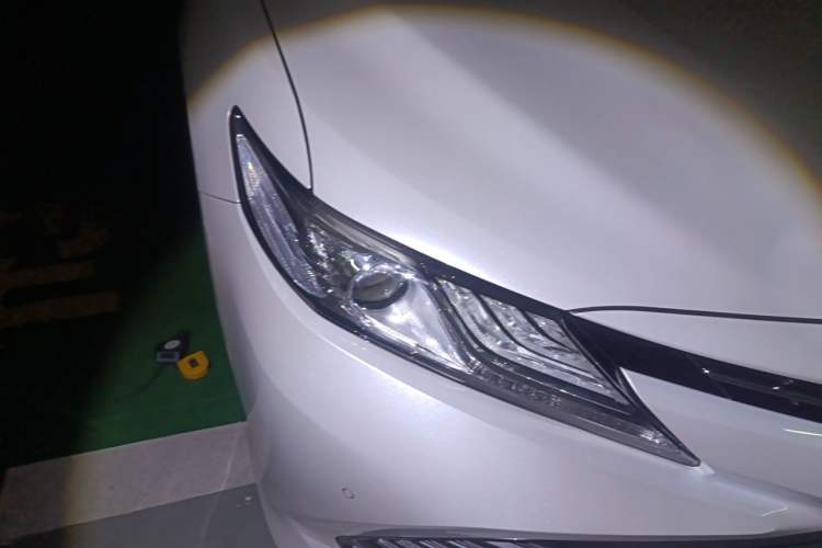 Used Toyota Camry 2019 2.0G Luxury Edition China VI Standard Right Front Headlight