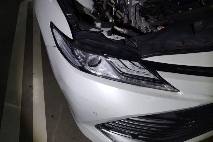 Used Toyota Camry 2019 Revised Version 2.0G Luxury Edition Right Front Headlight