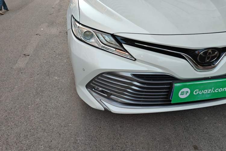 Used Toyota Camry 2019 Revised Version 2.0G Luxury Edition Right Front Headlight