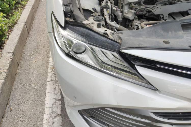 Used Toyota Camry 2019 2.5G Luxury Edition China V Standard Right Front Headlight