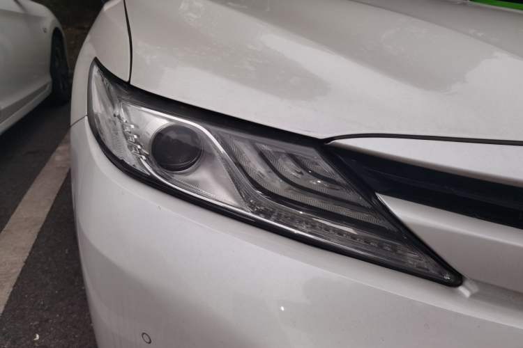 Used Toyota Camry 2019 2.5G Luxury Edition China V Standard Right Front Headlight