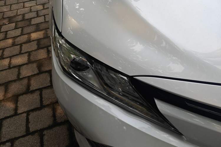 Used Toyota Camry 2019 2.5G Luxury Edition China VI Standard Right Front Headlight