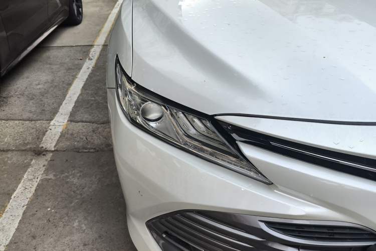 Used Toyota Camry 2019 2.5G Luxury Edition China VI Standard Right Front Headlight