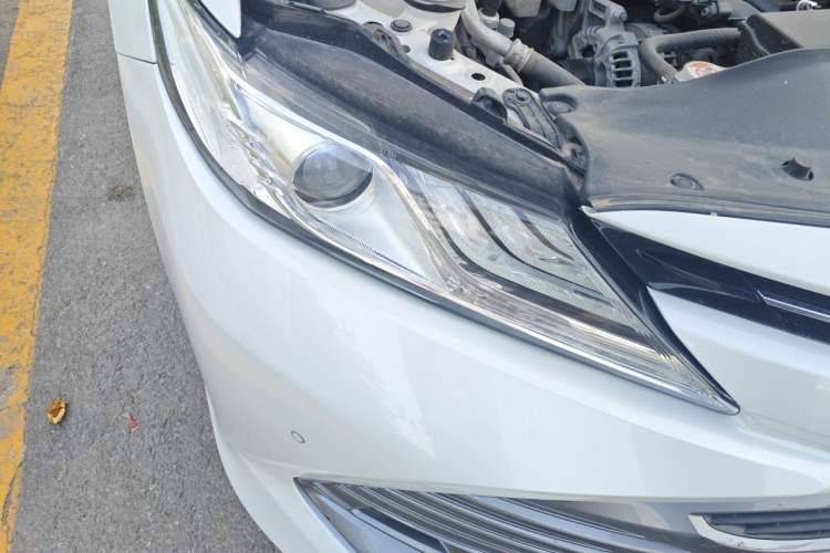 Used Toyota Camry 2019 Revised Version 2.0G Luxury Edition Right Front Headlight