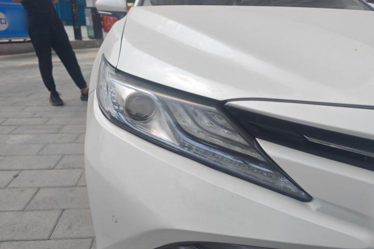 Used Toyota Camry 2019 Revised Version Dual-Engine 2.5 HG Luxury Edition Right Front Headlight