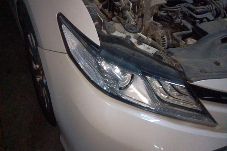 Used Toyota Camry 2019 Revised Version 2.0G Luxury Edition Right Front Headlight
