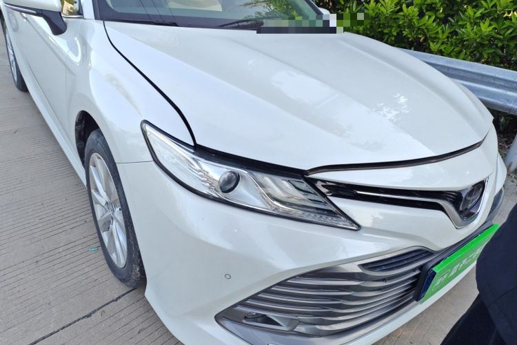 Used Toyota Camry 2019 2.0G Luxury Edition China VI Standard Right Front Headlight