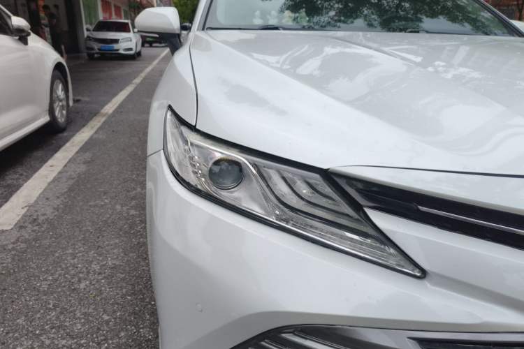 Used Toyota Camry 2019 Revised Version 2.0G Luxury Edition Right Front Headlight