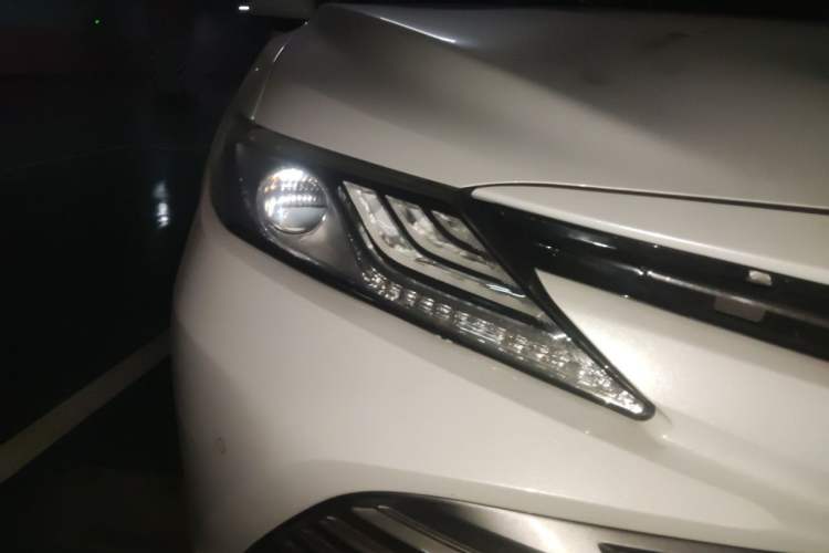 Used Toyota Camry 2019 Revised Version 2.5G Luxury Edition Right Front Headlight