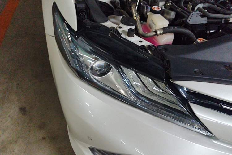 Used Toyota Camry 2019 Revised Version Dual-Engine 2.5 HG Luxury Edition Right Front Headlight
