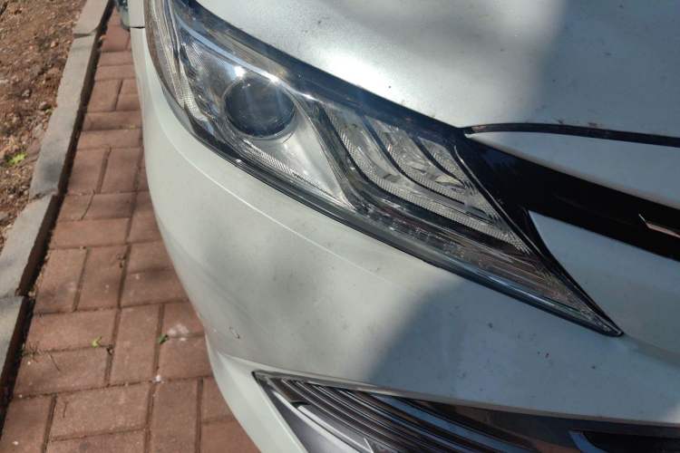 Used Toyota Camry 2019 2.5G Luxury Edition China VI Standard Right Front Headlight