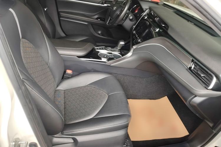 Used Toyota Camry 2019 Revised Version 2.5S Fēngshàng Edition Right Front Seat