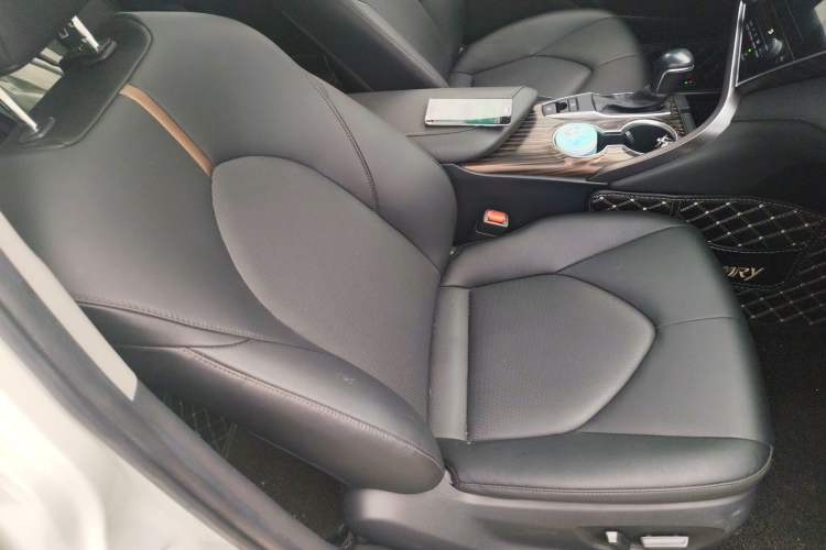 Used Toyota Camry 2019 Revised Version 2.0G Luxury Edition Right Front Seat
