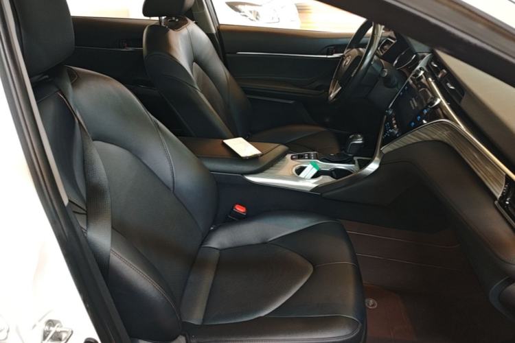 Used Toyota Camry 2019 Dual-Engine 2.5 HG Luxury Edition China VI Standard Right Front Seat