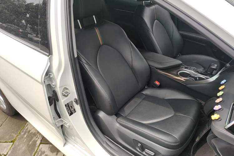 Used Toyota Camry 2019 2.0G Luxury Edition China VI Standard Right Front Seat