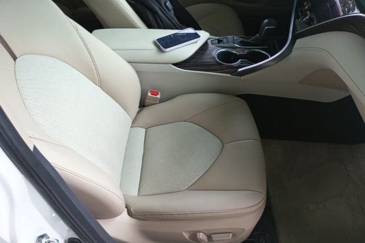 Used Toyota Camry 2019 2.5G Luxury Edition China VI Standard Right Front Seat