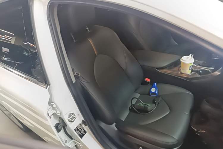 Used Toyota Camry 2019 Revised Version 2.0G Luxury Edition Right Front Seat