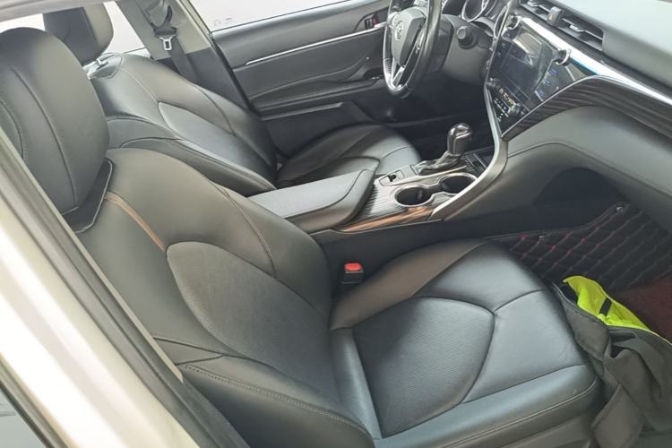 Used Toyota Camry 2019 2.0G Luxury Edition China VI Standard Right Front Seat