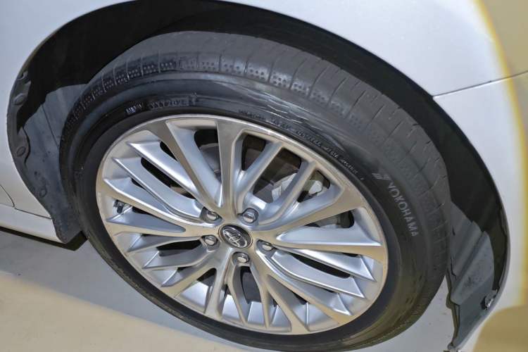 Used Toyota Camry 2019 2.5G Luxury Edition China VI Standard Right Front Wheel Hub