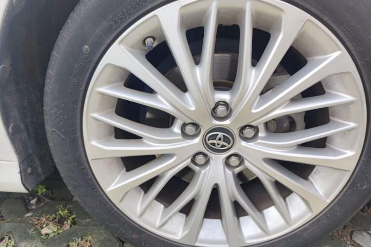 Used Toyota Camry 2019 2.5G Luxury Edition China V Standard Right Front Wheel Hub