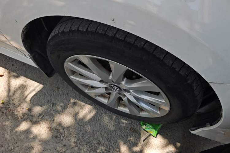 Used Toyota Camry 2019 2.0G Luxury Edition China VI Standard Right Front Wheel Hub