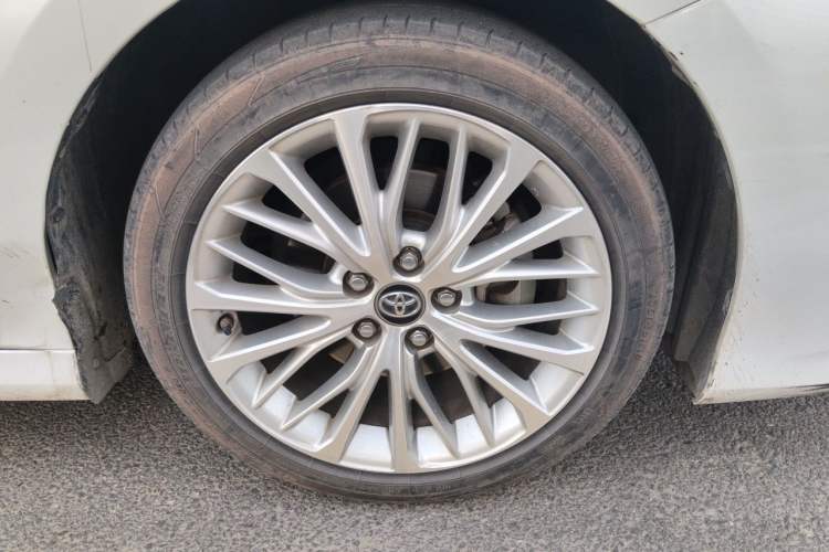 Used Toyota Camry 2019 Revised Version 2.5G Luxury Edition Right Front Wheel Hub