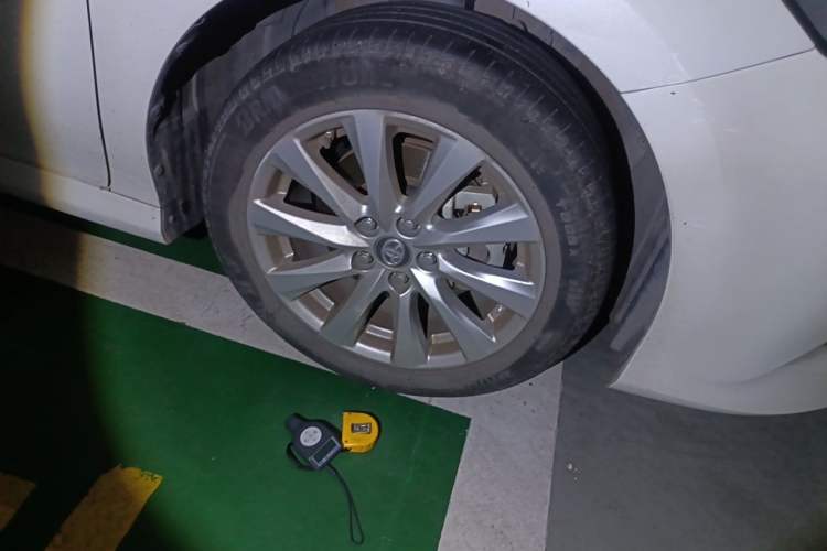 Used Toyota Camry 2019 2.0G Luxury Edition China VI Standard Right Front Wheel Hub