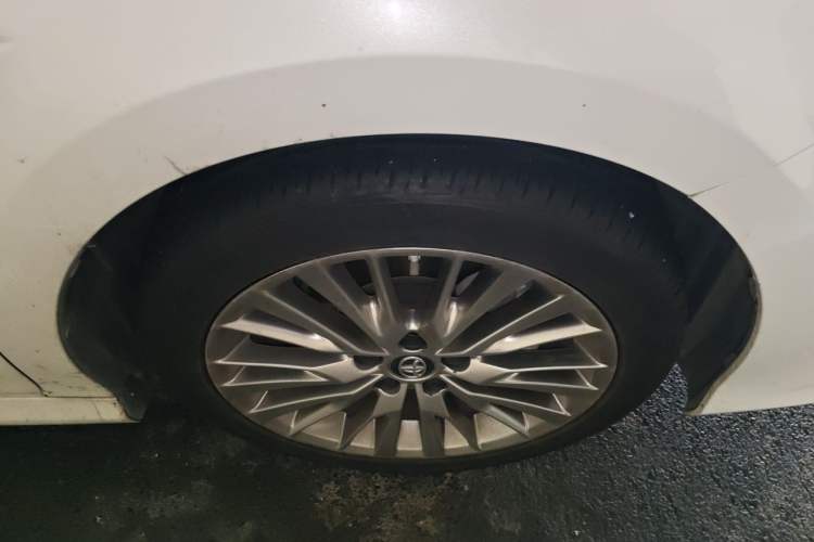 Used Toyota Camry 2019 Dual-Engine 2.5 HG Luxury Edition China VI Standard Right Front Wheel Hub