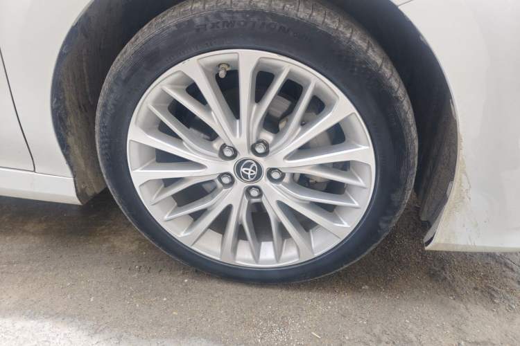 Used Toyota Camry 2019 Revised Version 2.5G Luxury Edition Right Front Wheel Hub