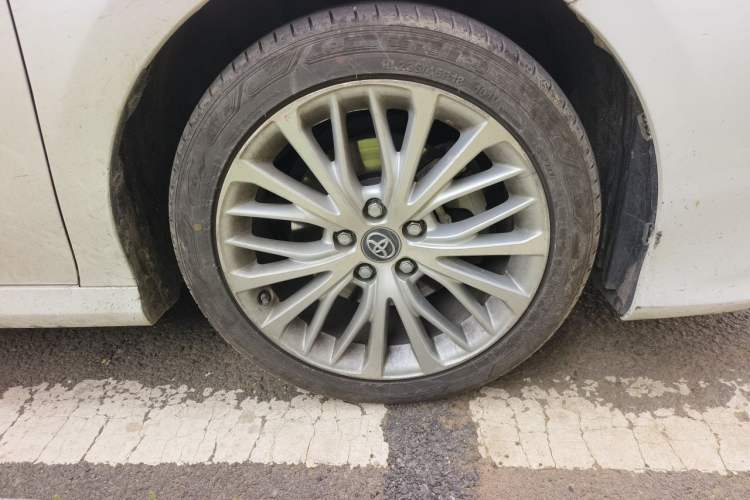 Used Toyota Camry 2019 2.5G Luxury Edition China VI Standard Right Front Wheel Hub