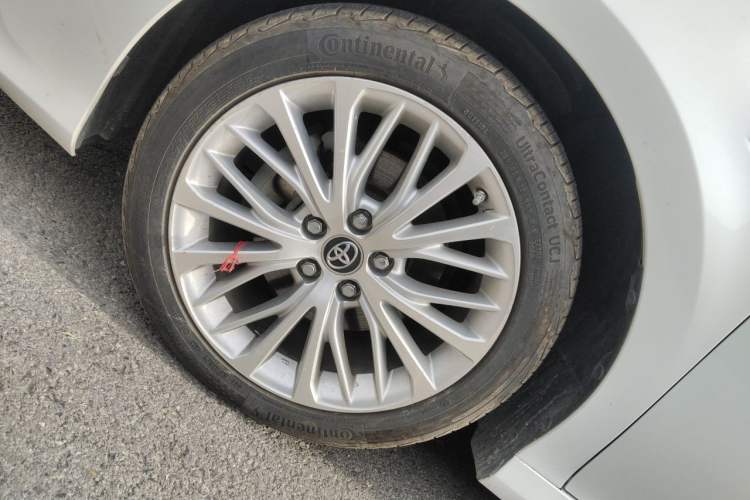 Used Toyota Camry 2019 2.5G Luxury Edition China V Standard Right Front Wheel Hub